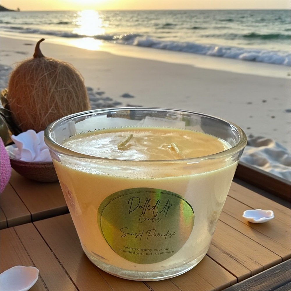 16oz Sunset Paradise Soy Candle | Warm Coconut + Soft Cashmere - Picture 2 of 2